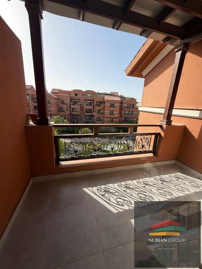 Penthouse for rent in Green 3 Compound, Sheikh Zayed, directly in front of Americana Plaza, kitchen and air conditioning
