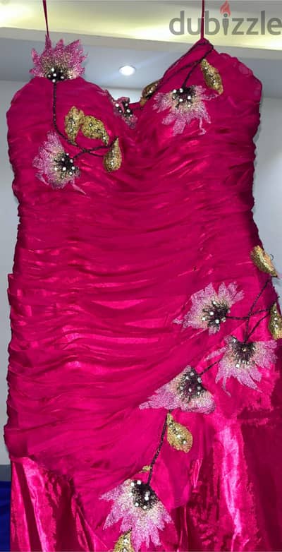 فستان سواريه Dress للبيع