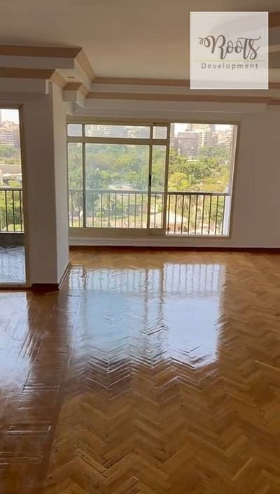 للايجار شقه متشطبة بالمطبخ بالتكييفات بموقع مميز على نادى الصيد في الدقي في الجيزة   For rent: Fully finished apartment with kitchen in Dokki, Giza.