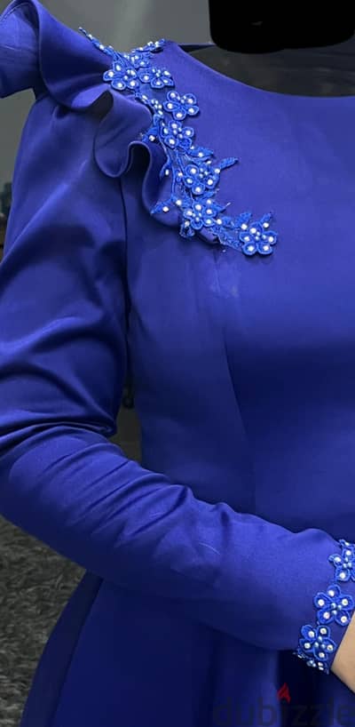 فستان سواريه Dress للبيع
