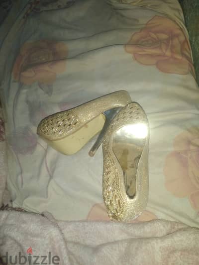 كعب مقاس 36 جديده