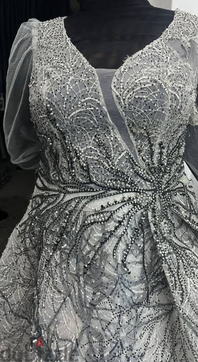 فستان سواريه Dress للبيع