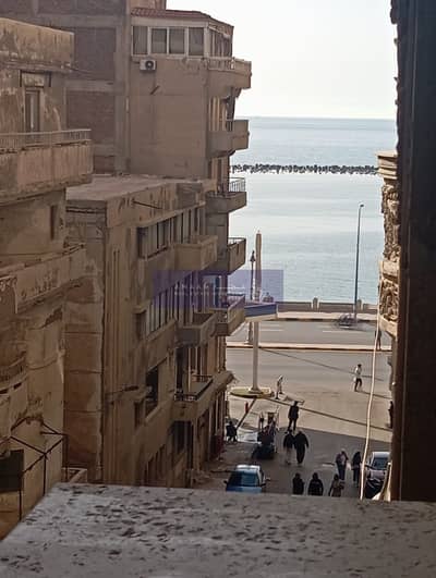 شقة سكنية للبيع في سيدي بشر بحري – رابع نمرة من البحر – 110م²