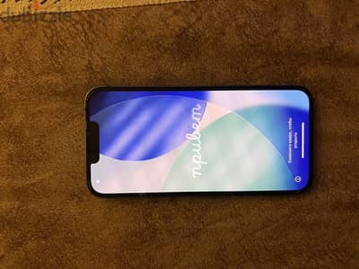 للبيع IPhone 13 حالته كسر زيرو معفي من الضريبة