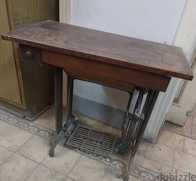 ماكينة خياطة سنجر  انتيك اصلية singerللبيع