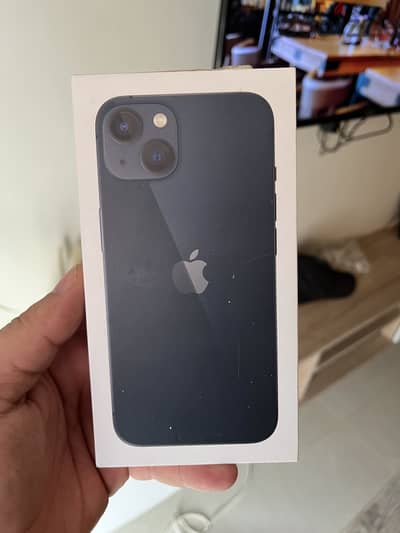 ايفون 13 للبيع