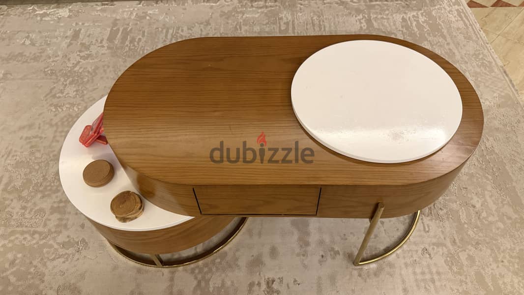 Wooden Coffee table with mechanism 1