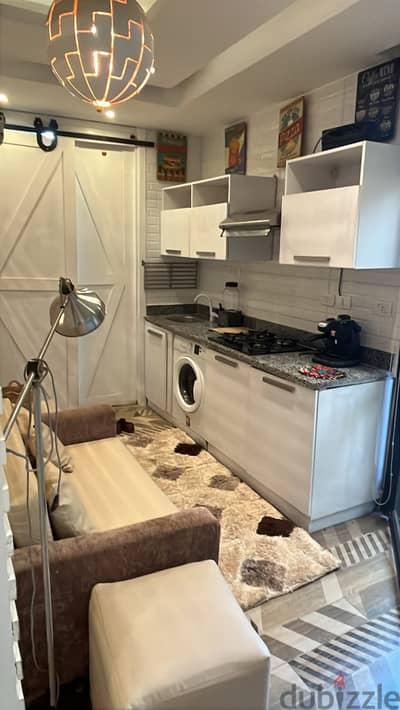 STUDIO  SODIC COMPOUND [WEST TAWN ]