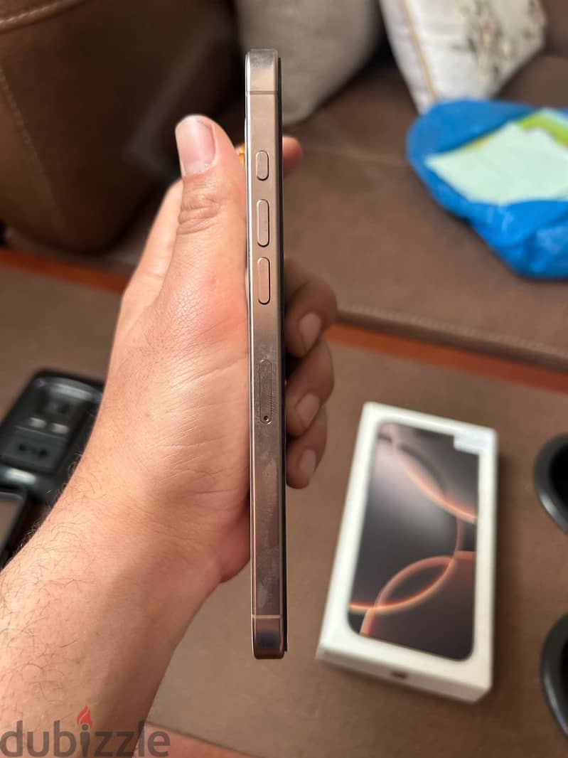 Apple - iPhone 16 Pro Max 6
