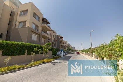 شقه 260متر لوكيشن مميز بحري علي اللاندسكيب مفروش بالكامل جاهزه للاستلام بالم هيلز فيلدج افينيو القاهره الجديده Palm Hills Village Avenue