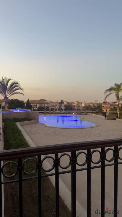Standalone apartment for sale in Uptown Cairo, fully furnished and equipped with air conditioning, 4 bedrooms, prime location.