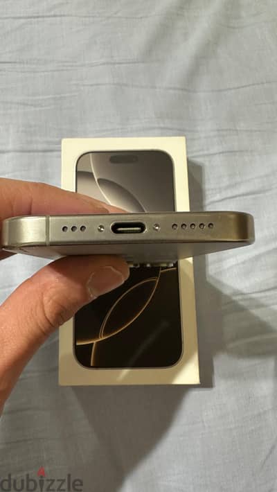 Apple - iPhone 16 Pro