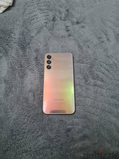 Samsung A24