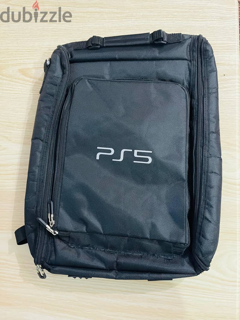 PS5 Fat Disc . . 825 g. b 3