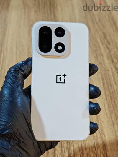 OnePlus 15