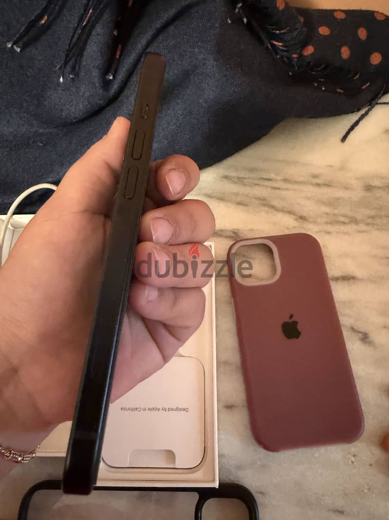 Apple - iPhone 15 2