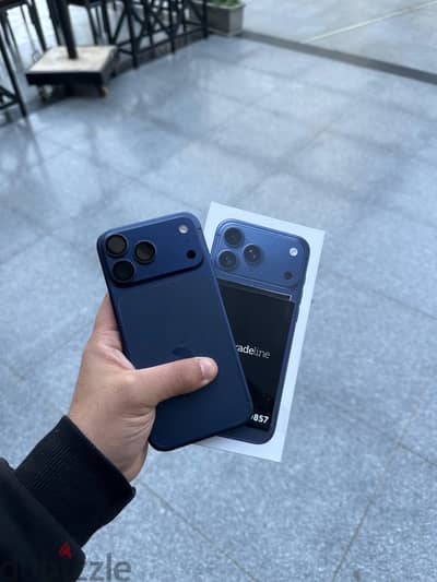 Apple - iPhone 17 Pro Max