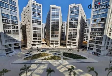 شقة للايجار مفروشة بالكامل مودرن - ون قطامية
