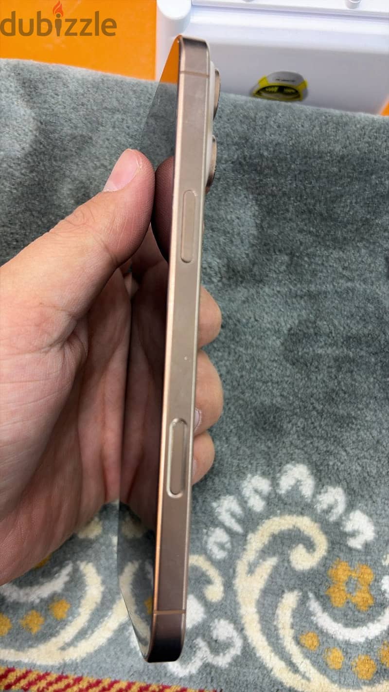Apple - iPhone 16 Pro Max 1