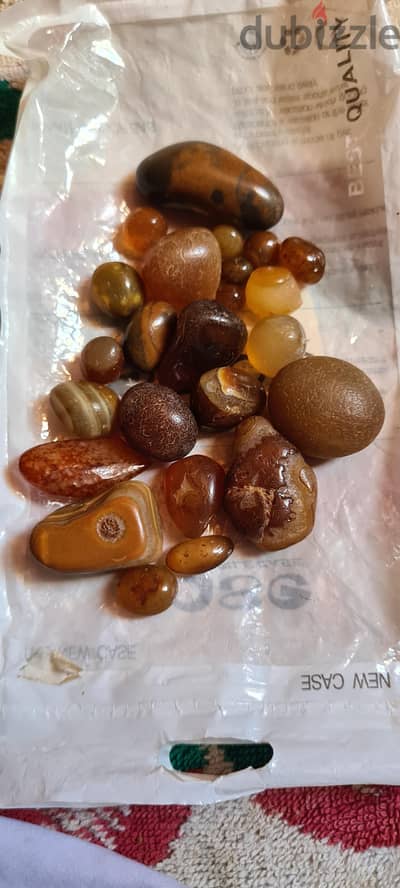 احجار كريمه