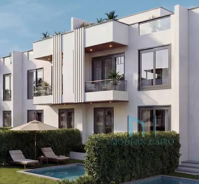  فيلا تاون هاوس 225م في R8 بمقدم 10% فقط وتقسيط 12 سنة 