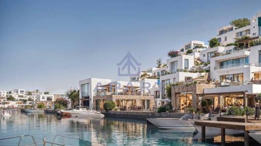 Large Chalet 2 Bedroom 2 min to Beach and Marina