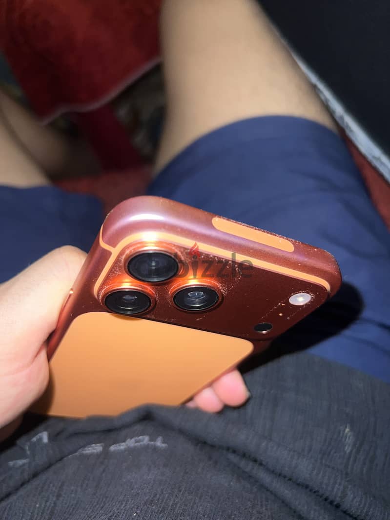 17 Pro Max 6