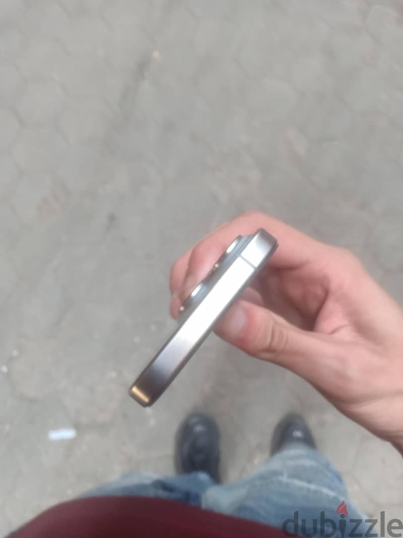 iPhone 15 Pro 6