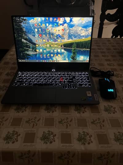 Lenovo LOQ 15IAX9 Gaming Laptop