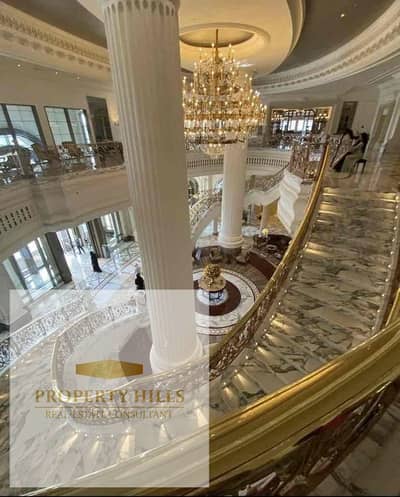 Vip Palace Immediate Receipt from Hyde Park  ((1168 meters)) A Compound to Live in with All Services Exceptional View Very High Community Smart Security All the Time and Cleanliness in the Fifth Settlement Next to the American University and CFC