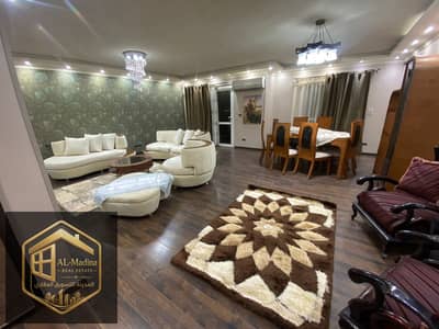 شقة  اول سكن تشطيب و فرش فندقي للايجار بالرحاب قريبه من الخدمات والمسجد