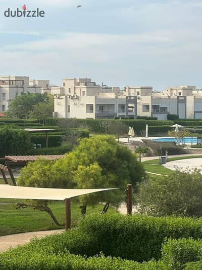 شاليه و الروف للبيع بأمواج الساحل الشمالي يرا البحيره مفروش بالكامل