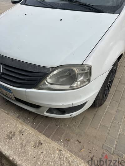 رينو لوجان 2011