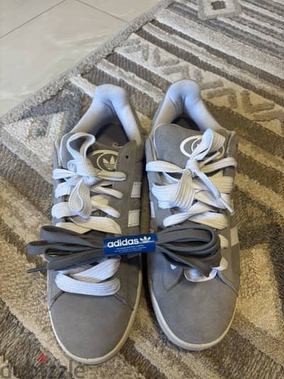 Adidas grey campus 48