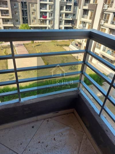 شقه للبيع كمبوند دار مصر 16   فيو لاند سكيب 140 متر بحري دور رابع 3 نوم  3 حمام