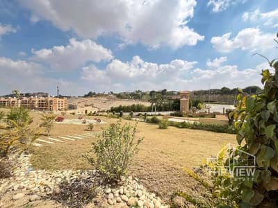 A very distinctive furnished apartment for sale in Al Khamael Compound, prime location.