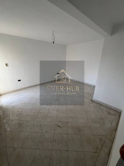 Apartment for sale in Hadayek El Mohandeseen compound, 122 meters, first floor, landscape view