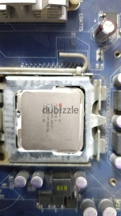 ماذر بورد و معالج pentium 4 631 (حالته غير معروفة)