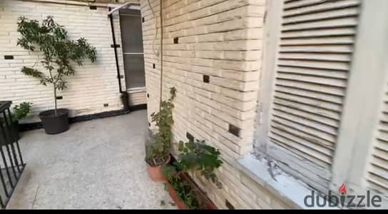 شقه للبيع بشيراتون مصر الجديده 85 م 2 غرفه وحمام ومطبخ ورسبشن 2 قطعه ارضي مرتفع