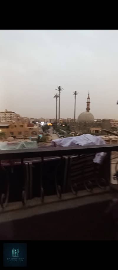 شقه لقطه للبيع الحي الثالث اكتوبر