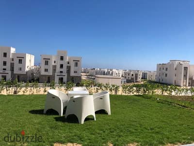 شاليه للبيع في قرية امواج سيد عبد الرحمن الساحل الشمالي ارضي بجاردن