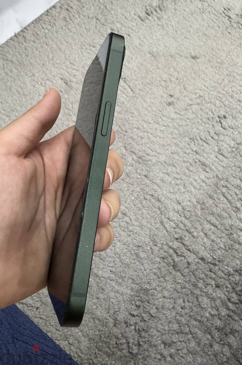 Apple - iPhone 13 2