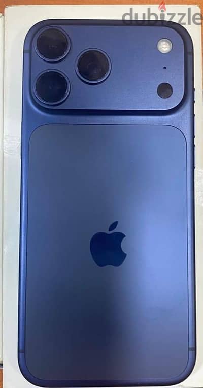 Apple - iPhone 17 Pro Max