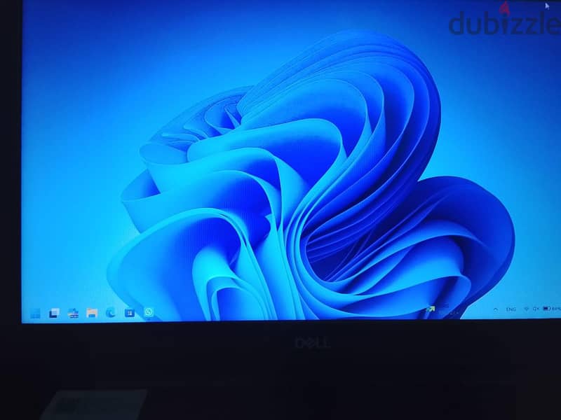 dell Inspiron 3593 بحالة جيدة جدا 2