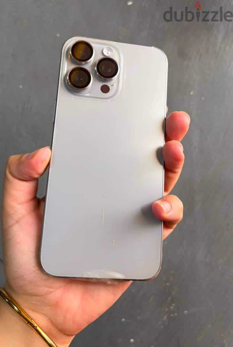 Apple - iPhone 15 Pro Max 2