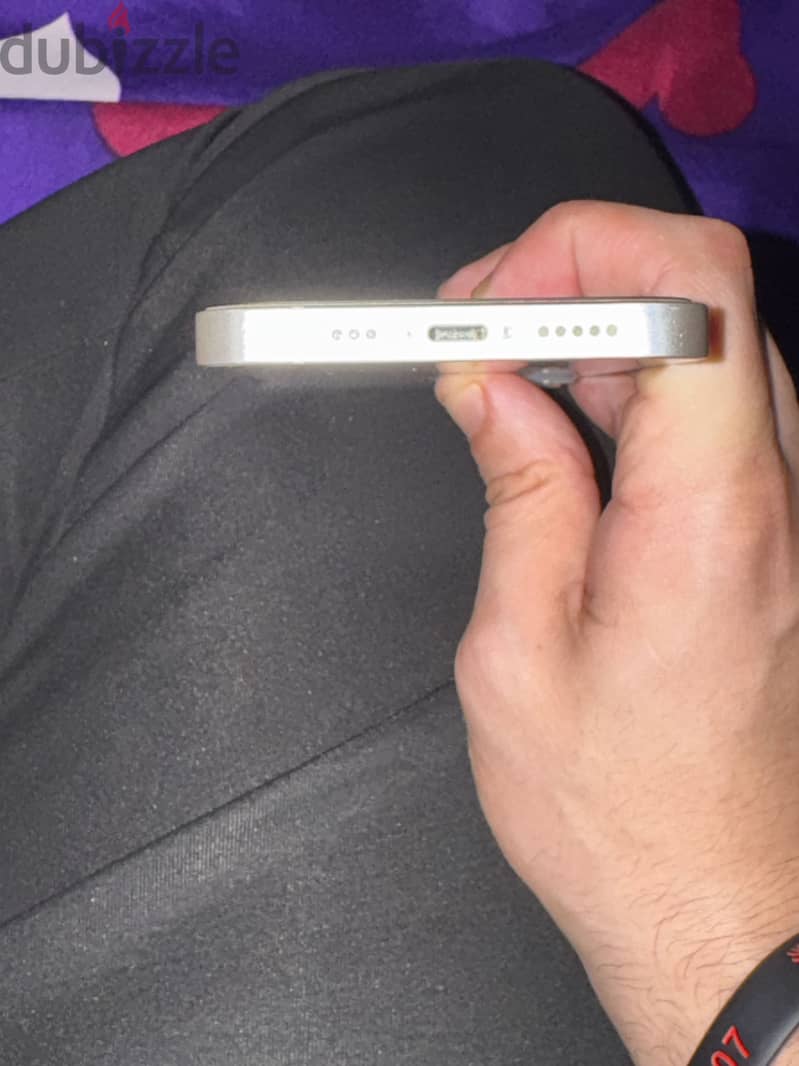 Apple - iPhone 13 4