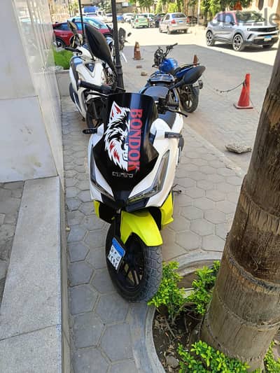 اسكوتر دايون 200adv