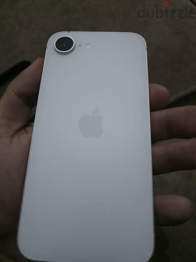 Apple - iPhone 16e