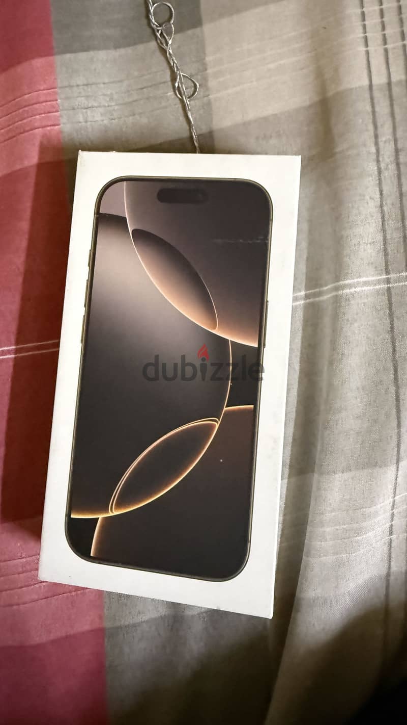 Apple - iPhone 16 Pro 6