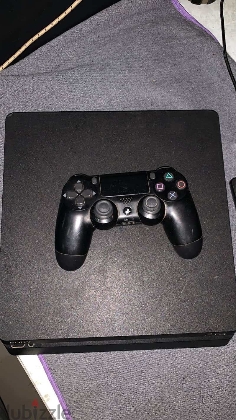 PS4 slim 2